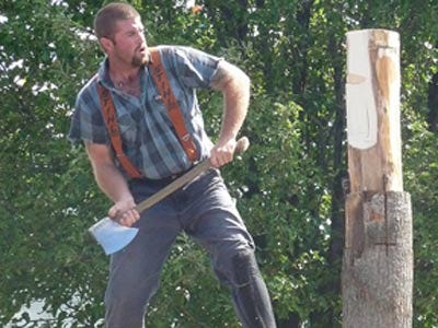 software-engineer-vs-lumberjack-who-has-the-best-job.jpg