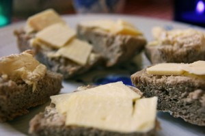 oelbroed-med-appenzeller-brie-vesterhavsost