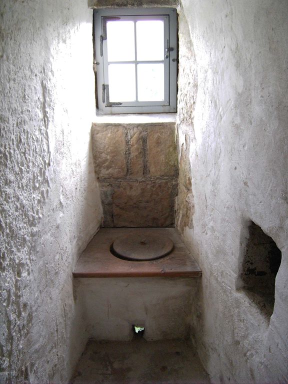 16-toalett
